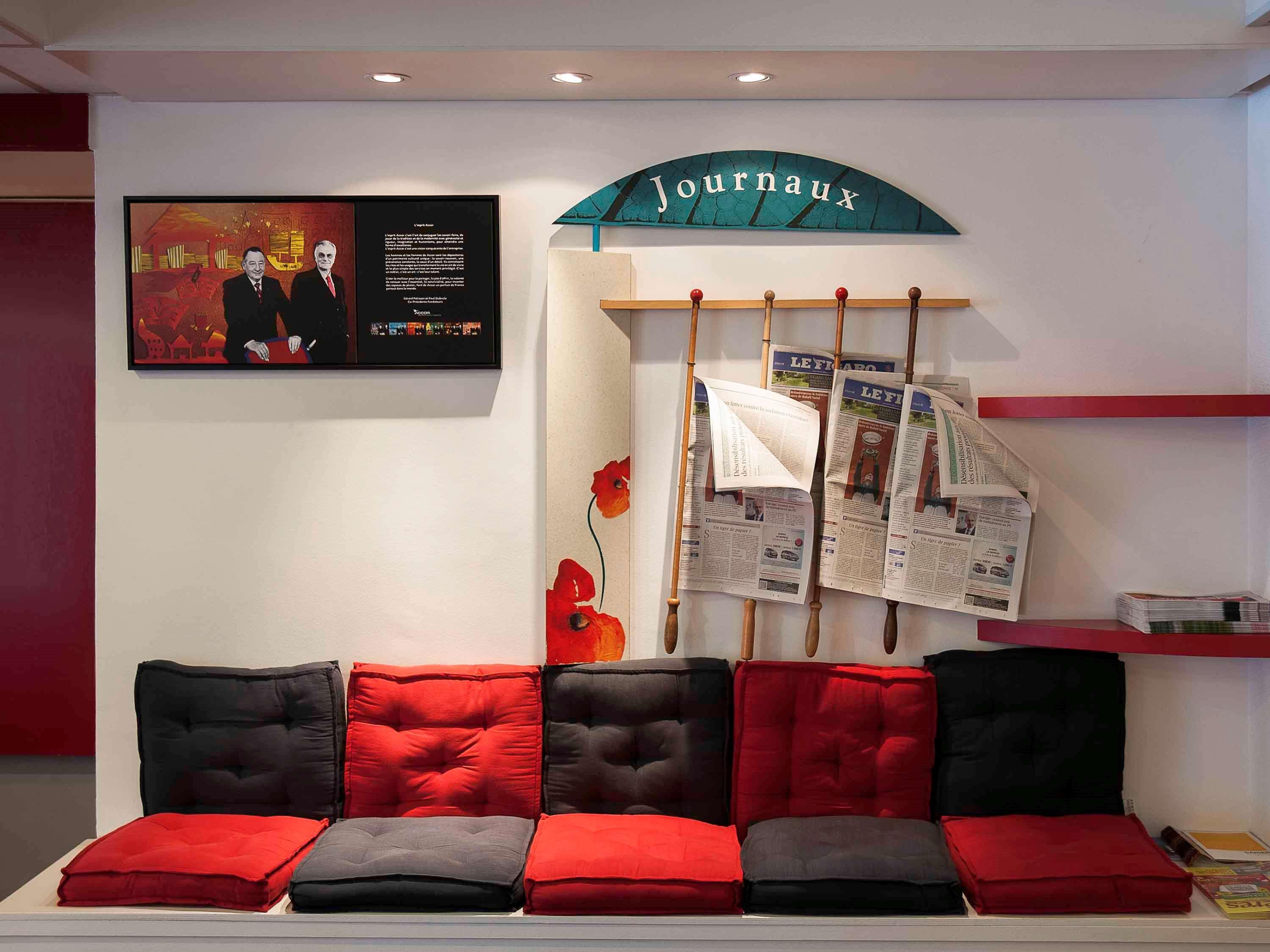 Hotel ibis Orléans Nord Saran Esterno foto