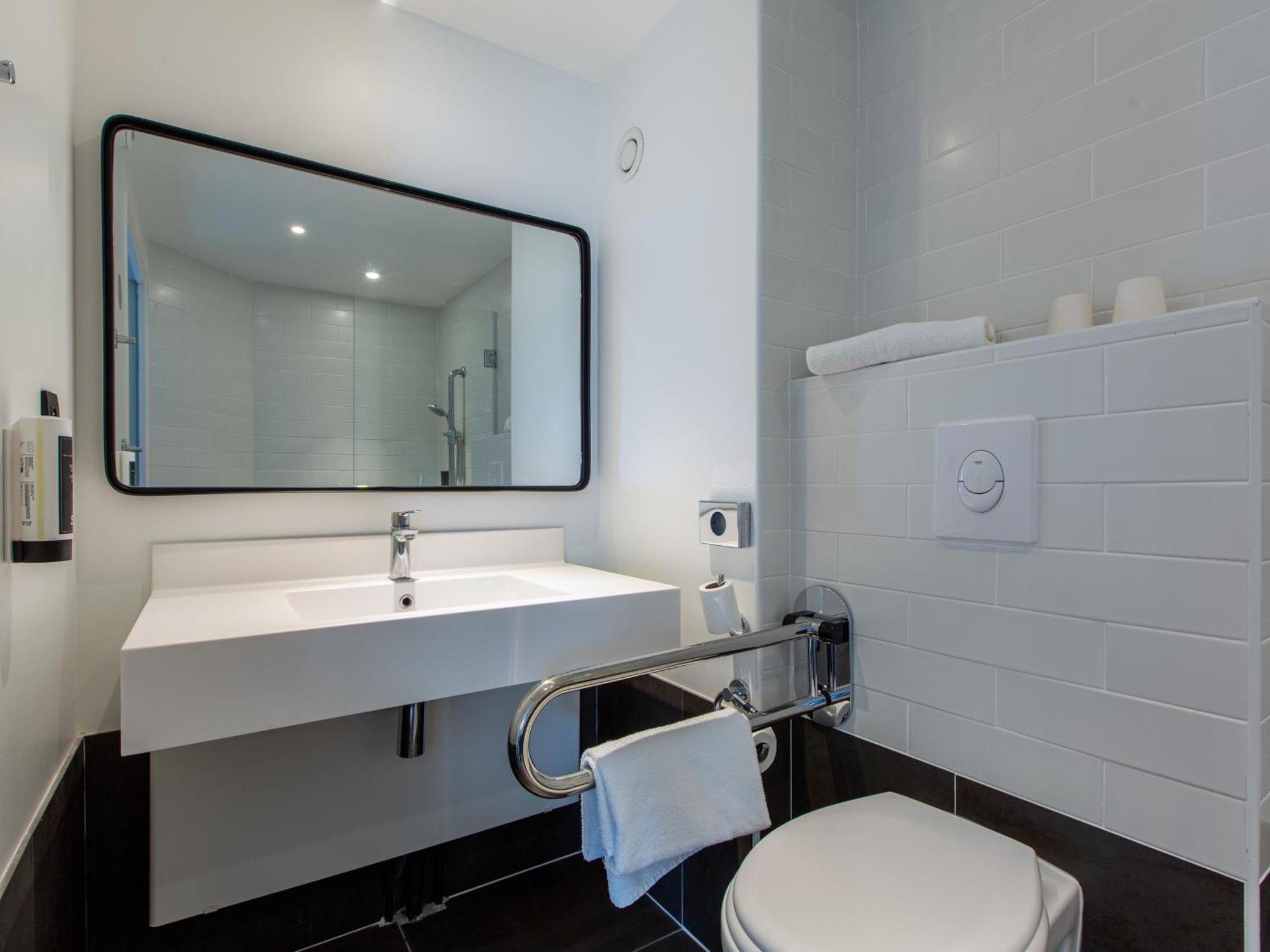 Hotel ibis Orléans Nord Saran Esterno foto