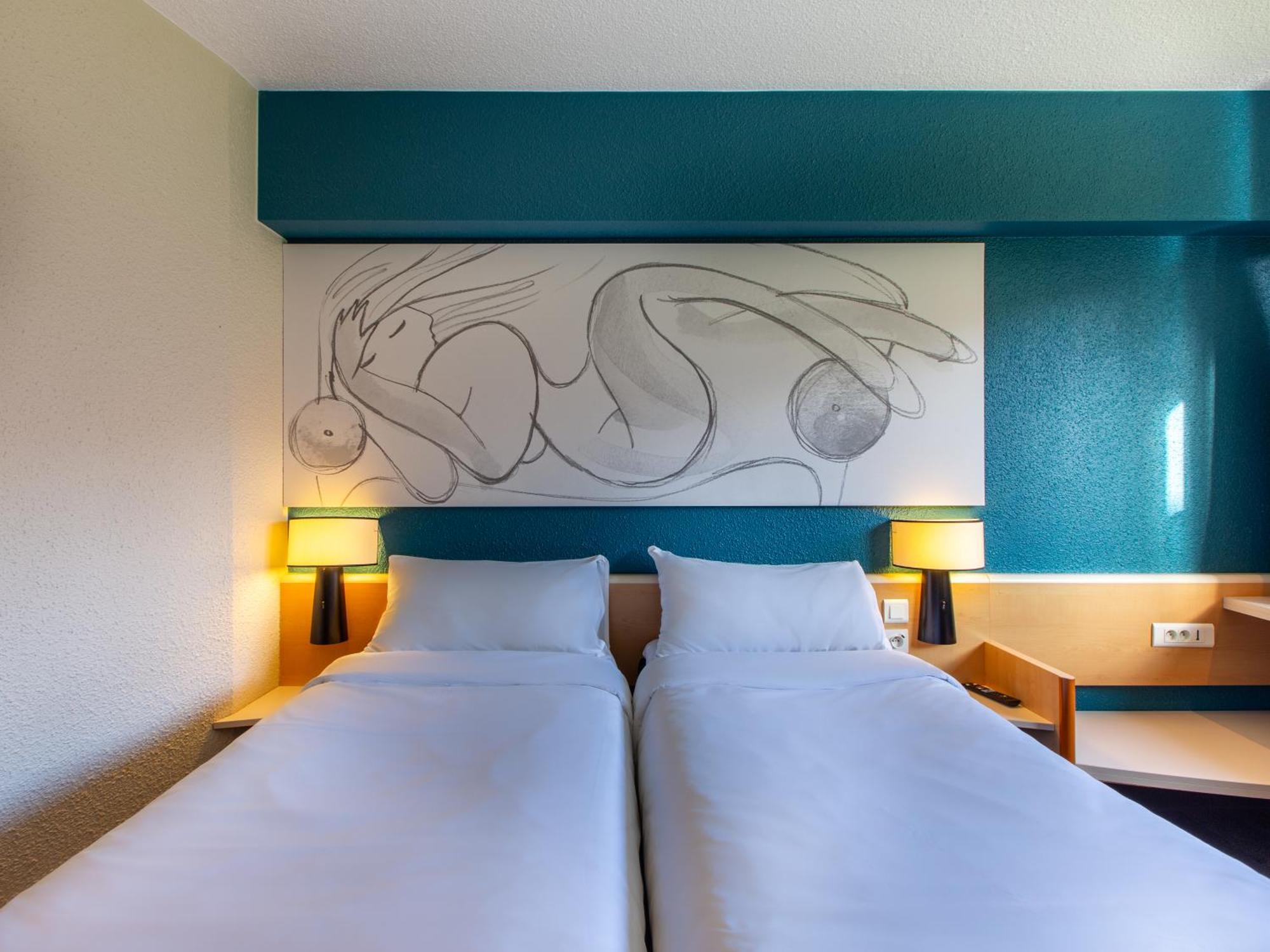 Hotel ibis Orléans Nord Saran Esterno foto