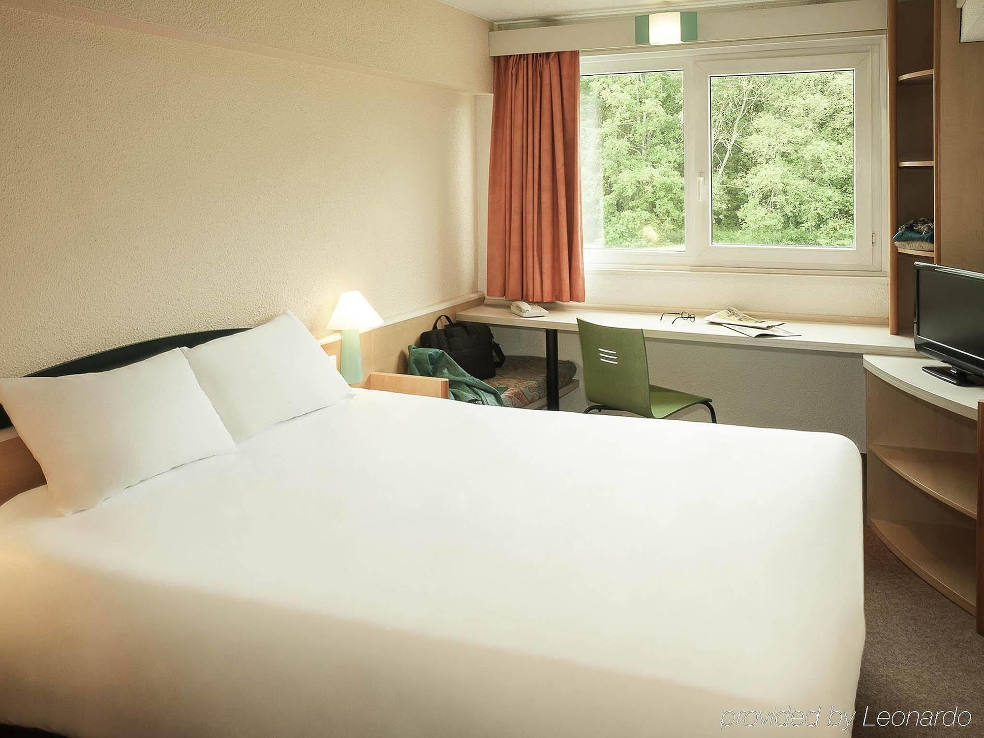 Hotel ibis Orléans Nord Saran Esterno foto